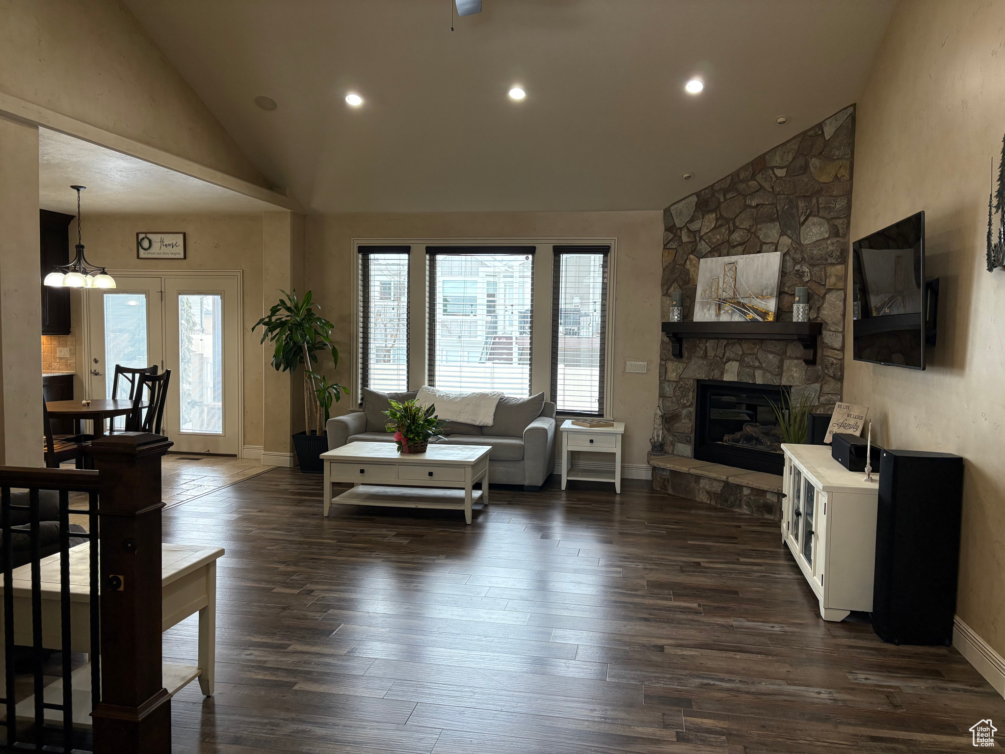 5818 Cambridge Dr, Mountain Green, Utah image 3