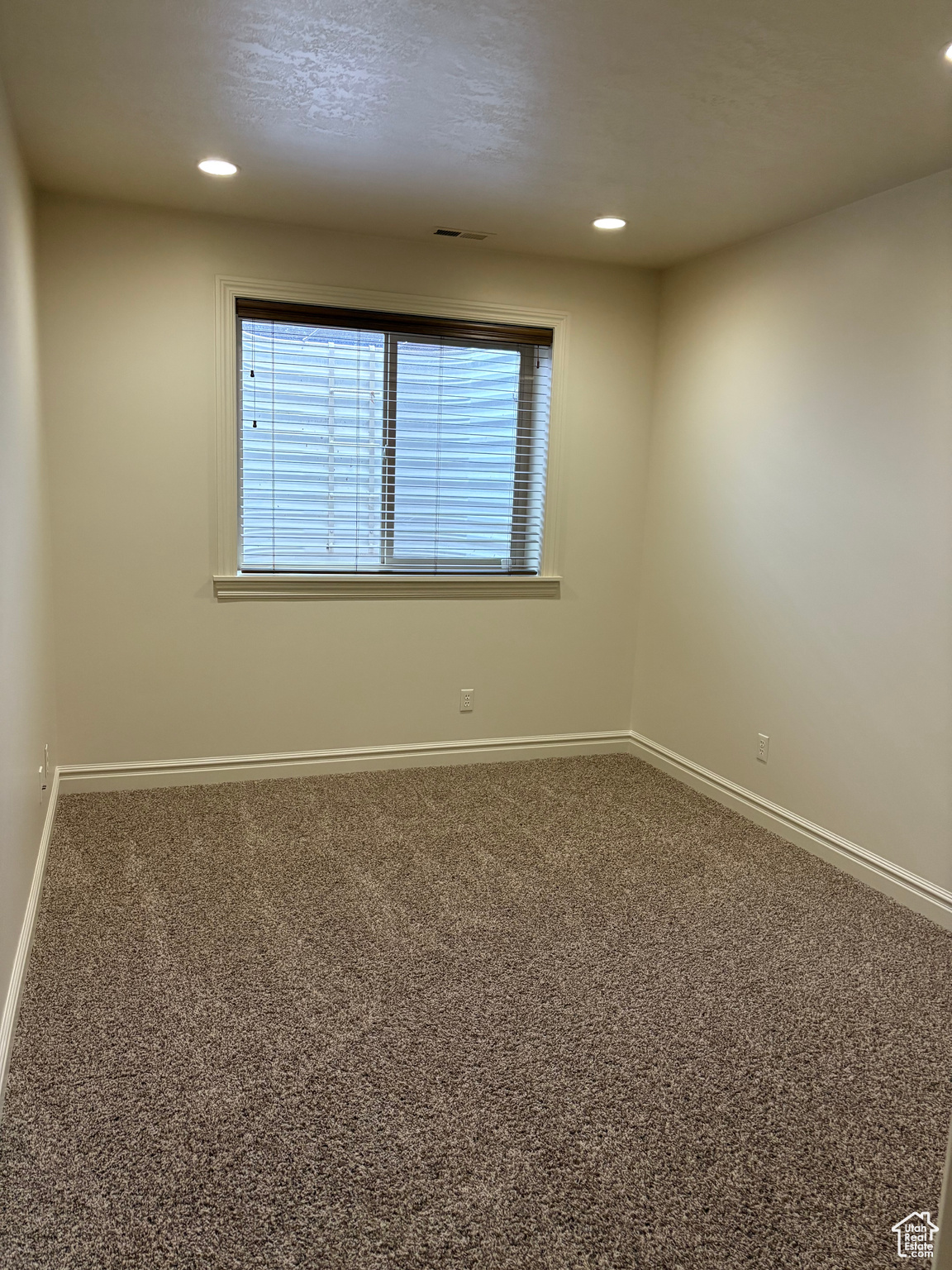 5818 Cambridge Dr, Mountain Green, Utah image 17