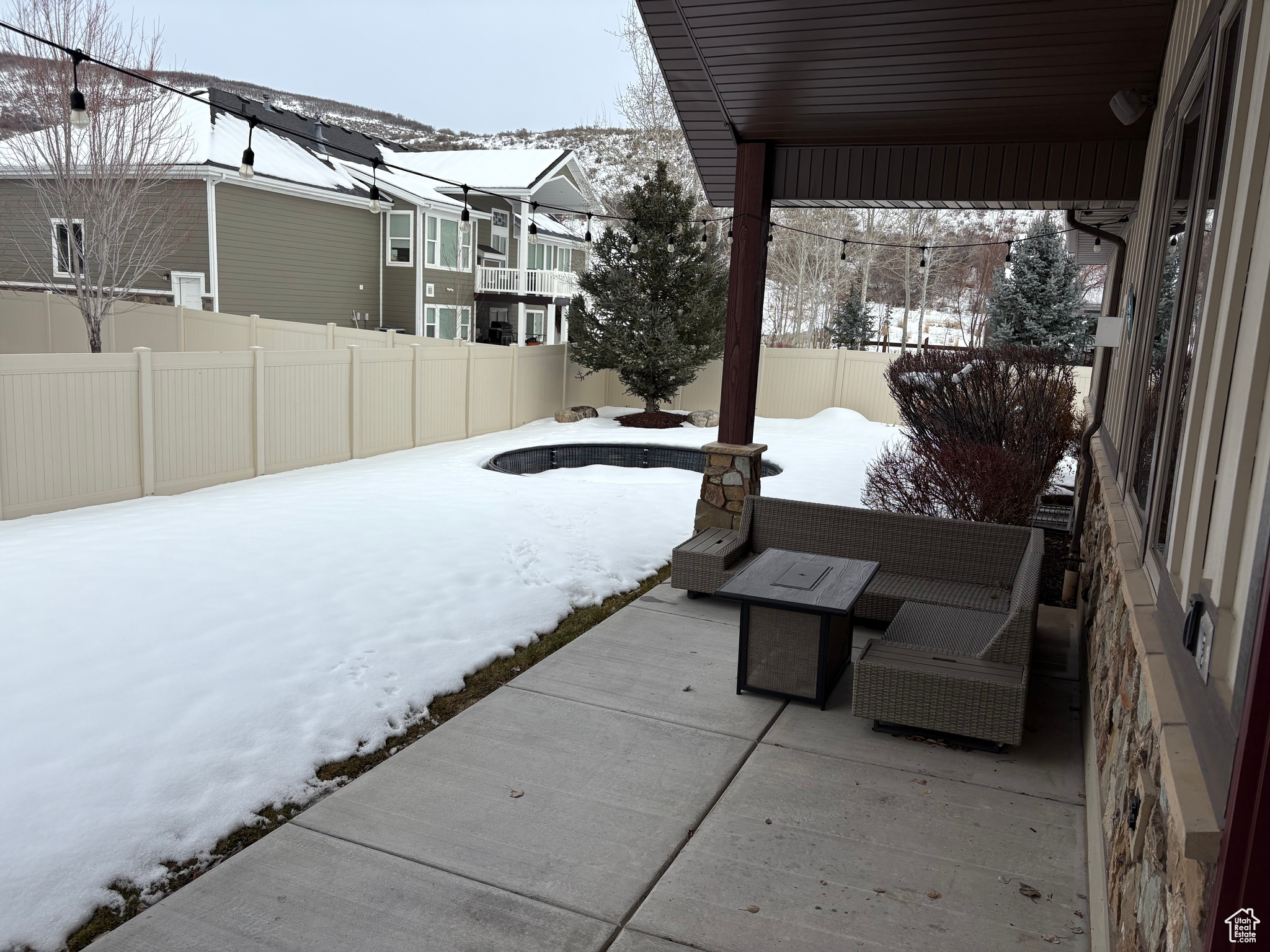 5818 Cambridge Dr, Mountain Green, Utah image 20
