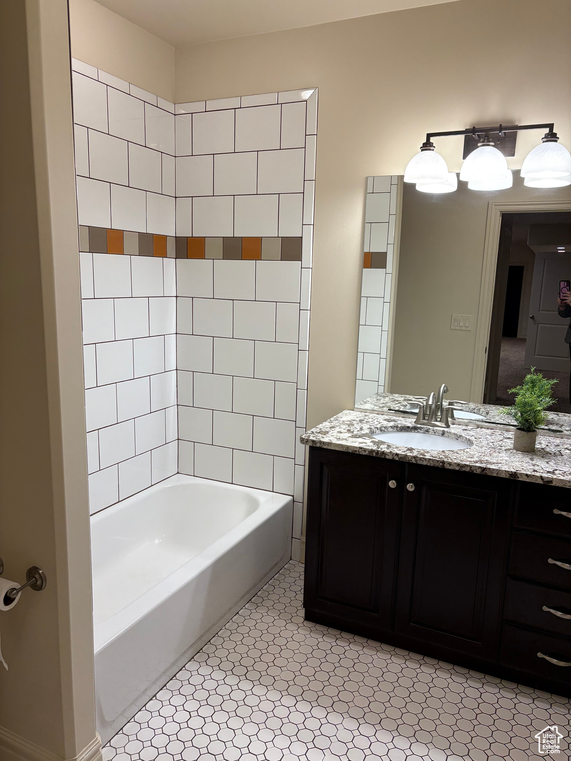 5818 Cambridge Dr, Mountain Green, Utah image 18
