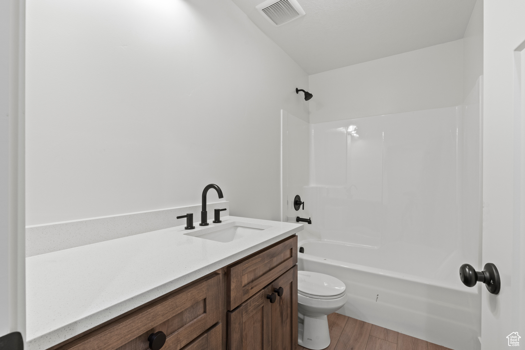 NORTH POINT - Residential