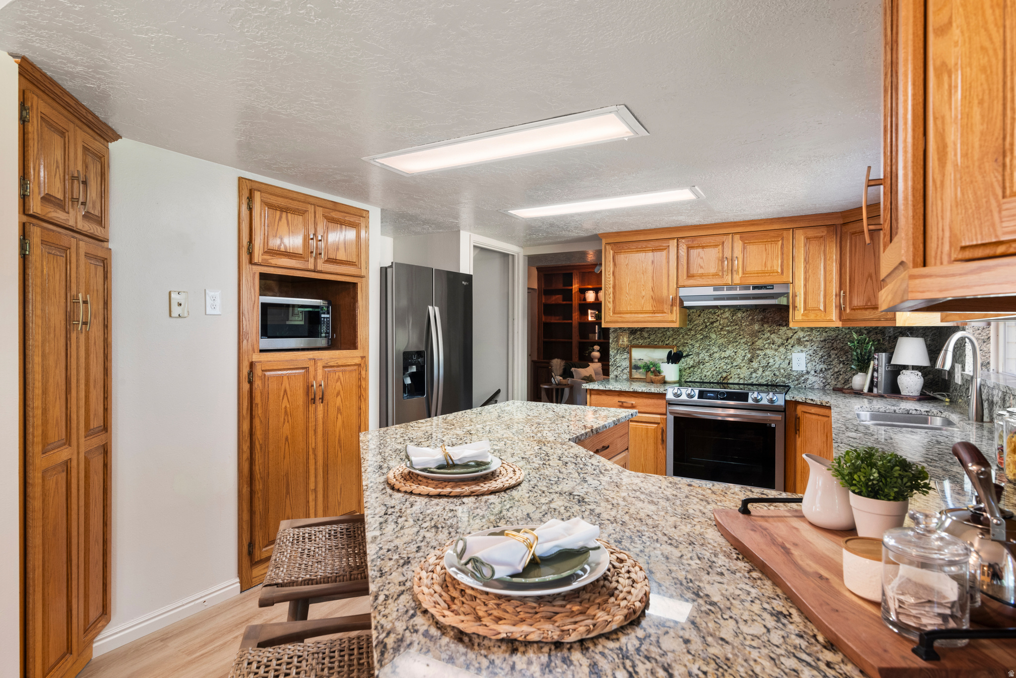 FOREST HILLS - Residential