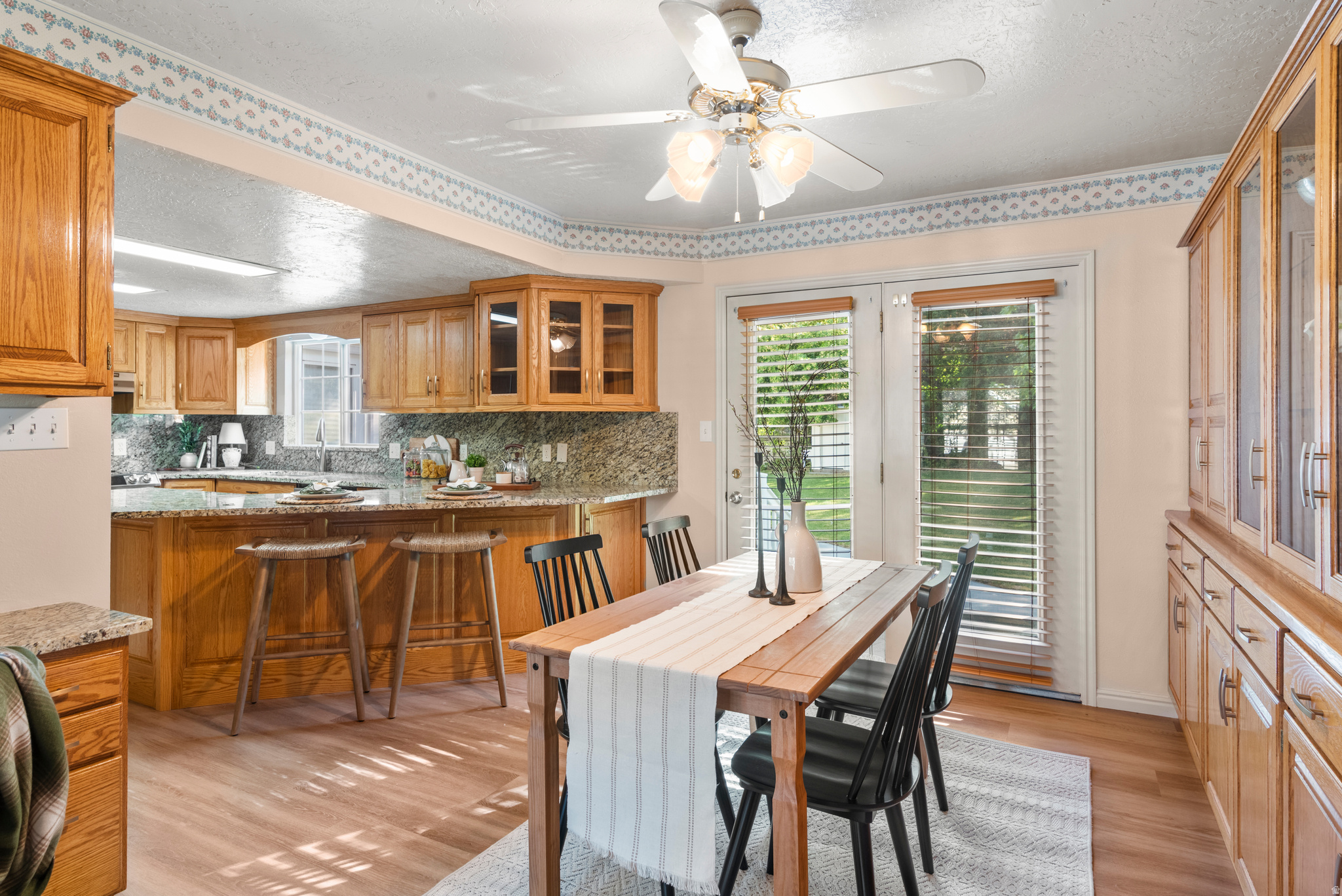 FOREST HILLS - Residential