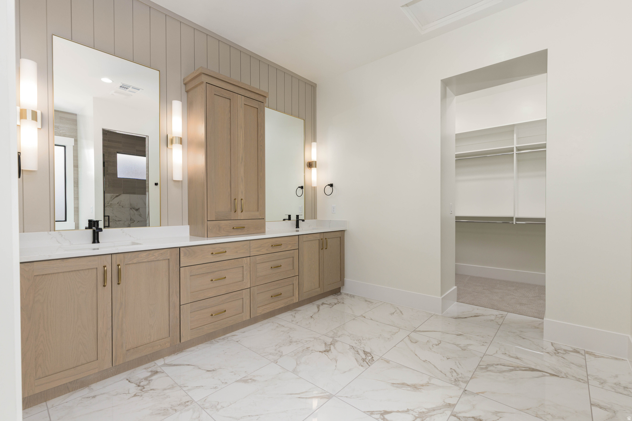 TONAQUINT RIDGE - Residential