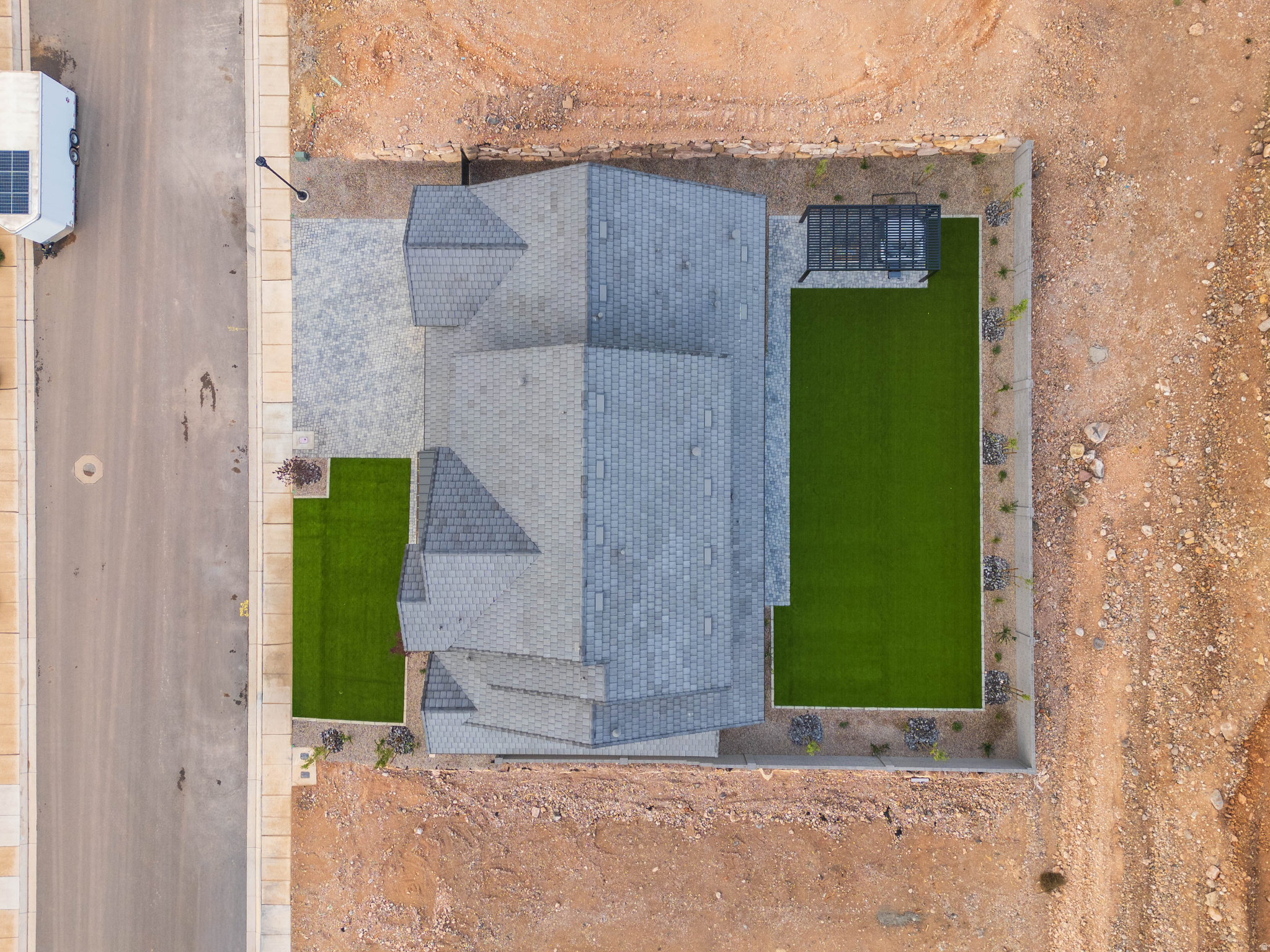 TONAQUINT RIDGE - Residential