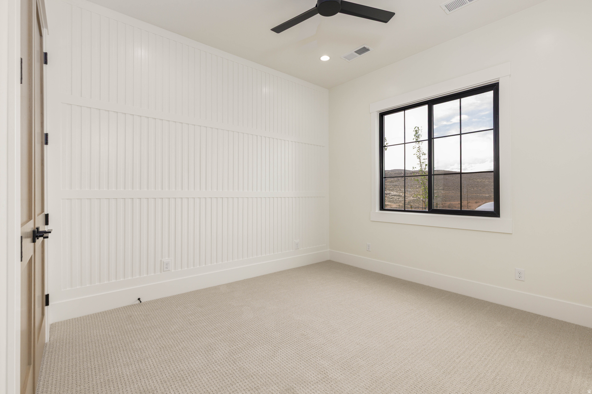 TONAQUINT RIDGE - Residential