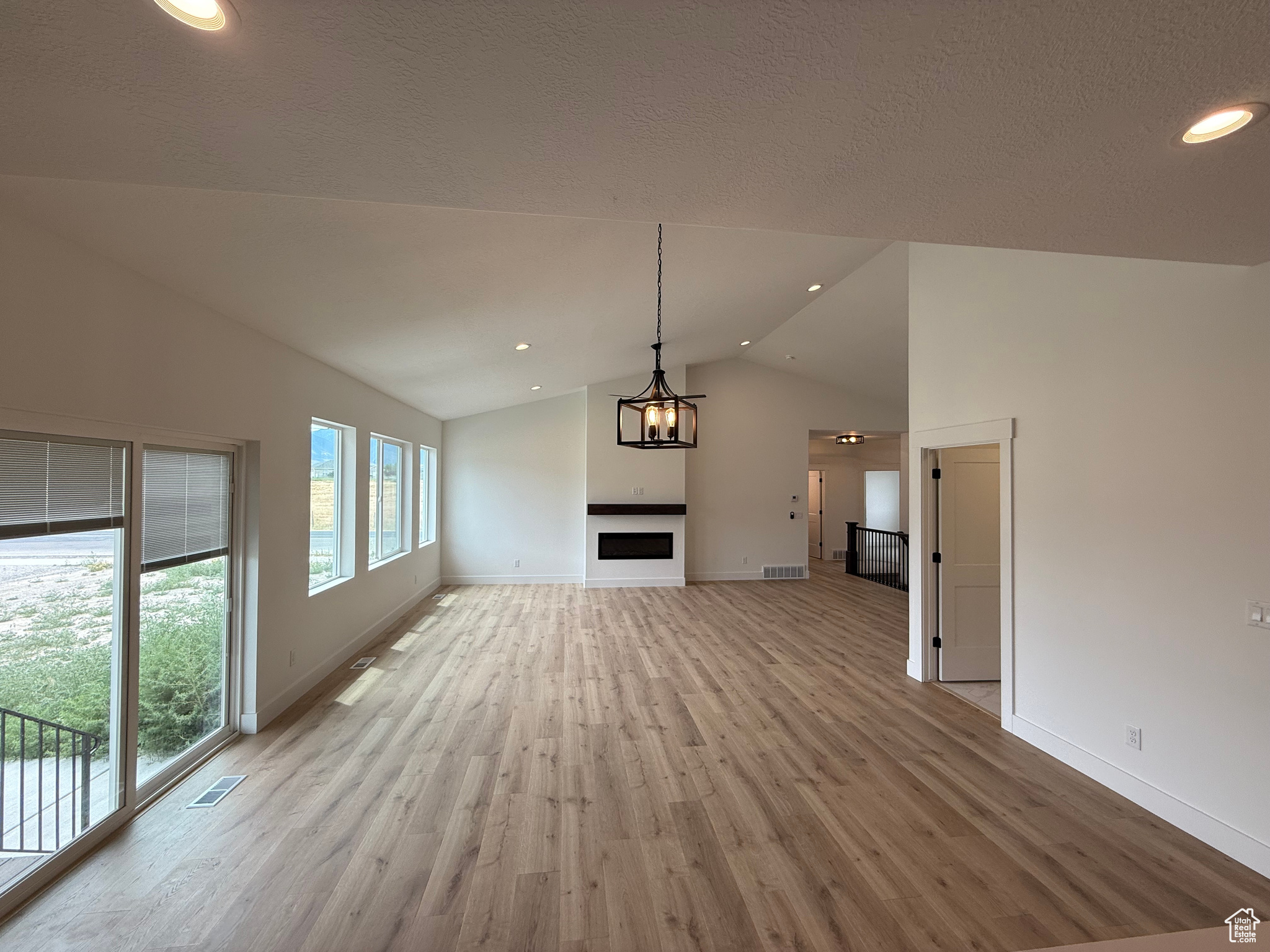 LEGACY ESTATES - Residential