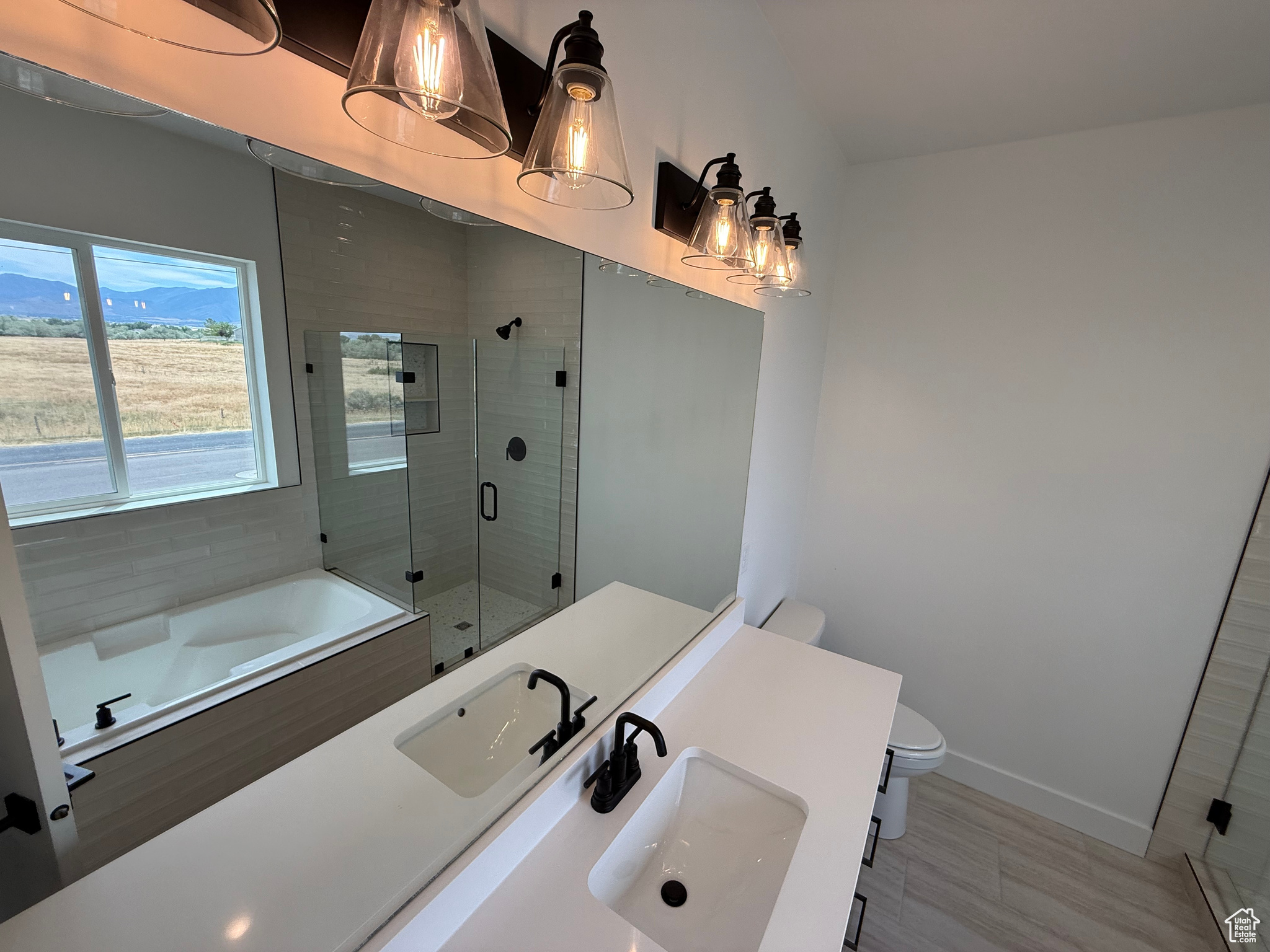 LEGACY ESTATES - Residential