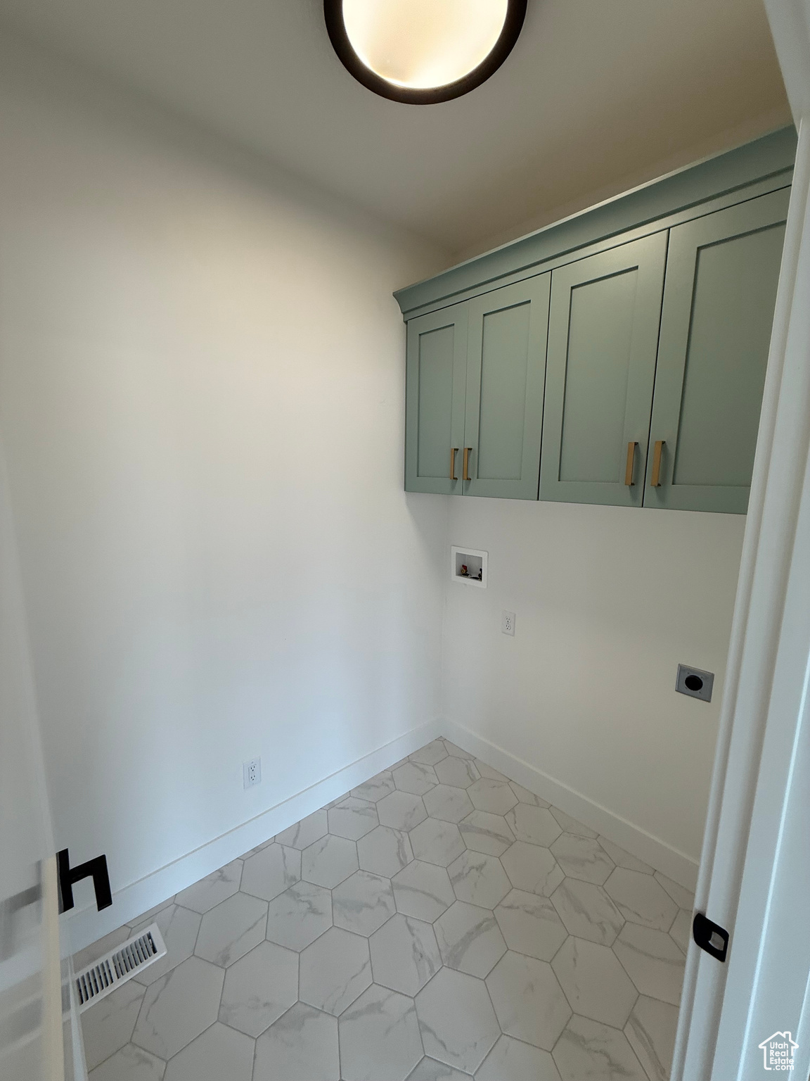 LEGACY ESTATES - Residential