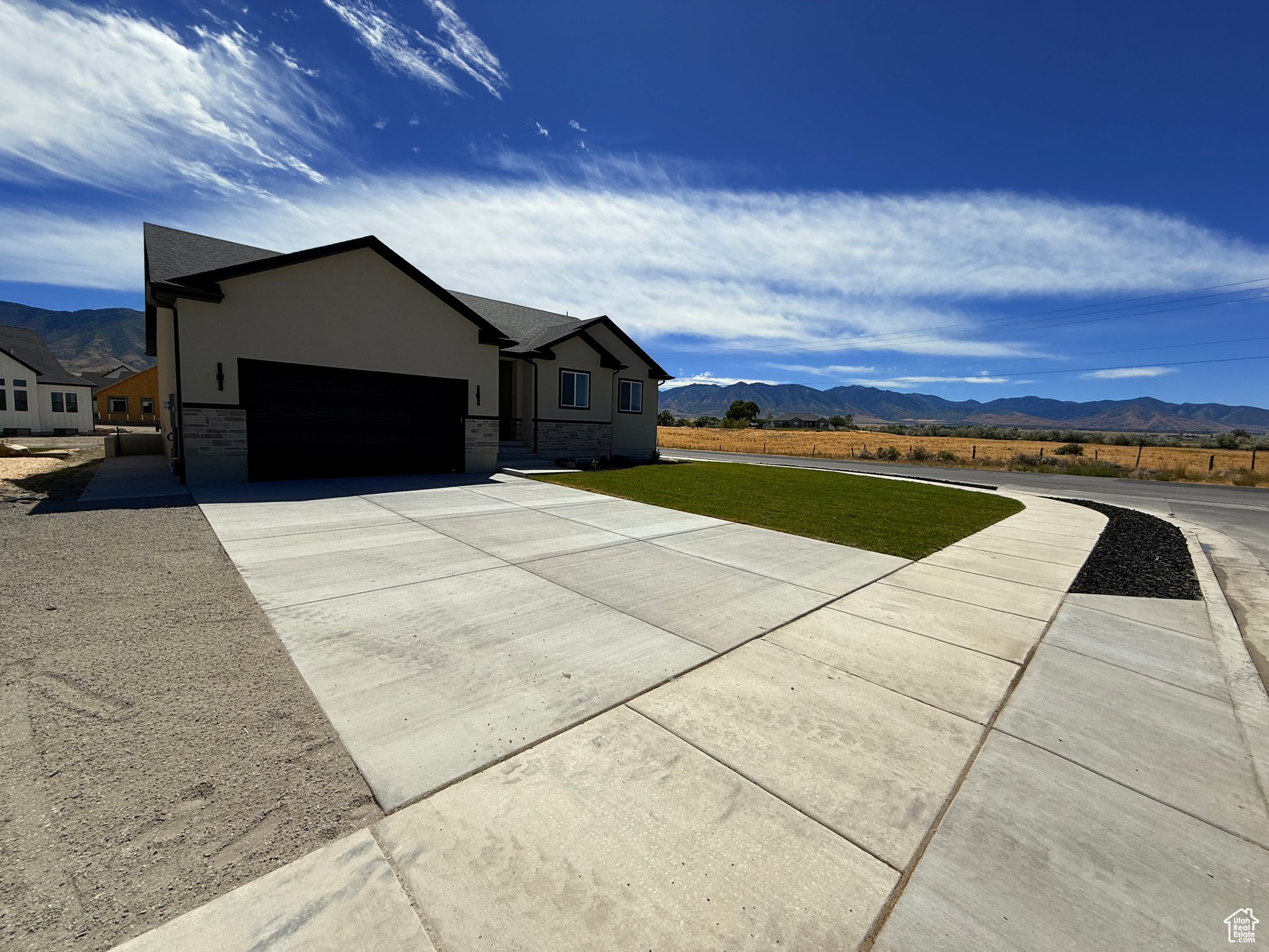 LEGACY ESTATES - Residential