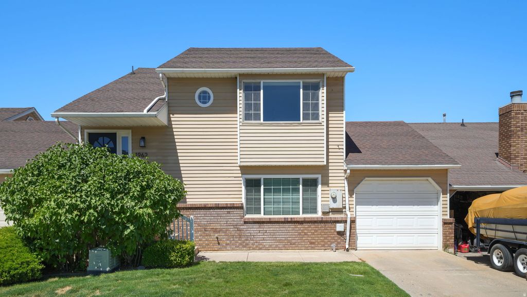 Photo of 1962 S 1190 W, Woods Cross, UT 84087 (MLS # 2166570)