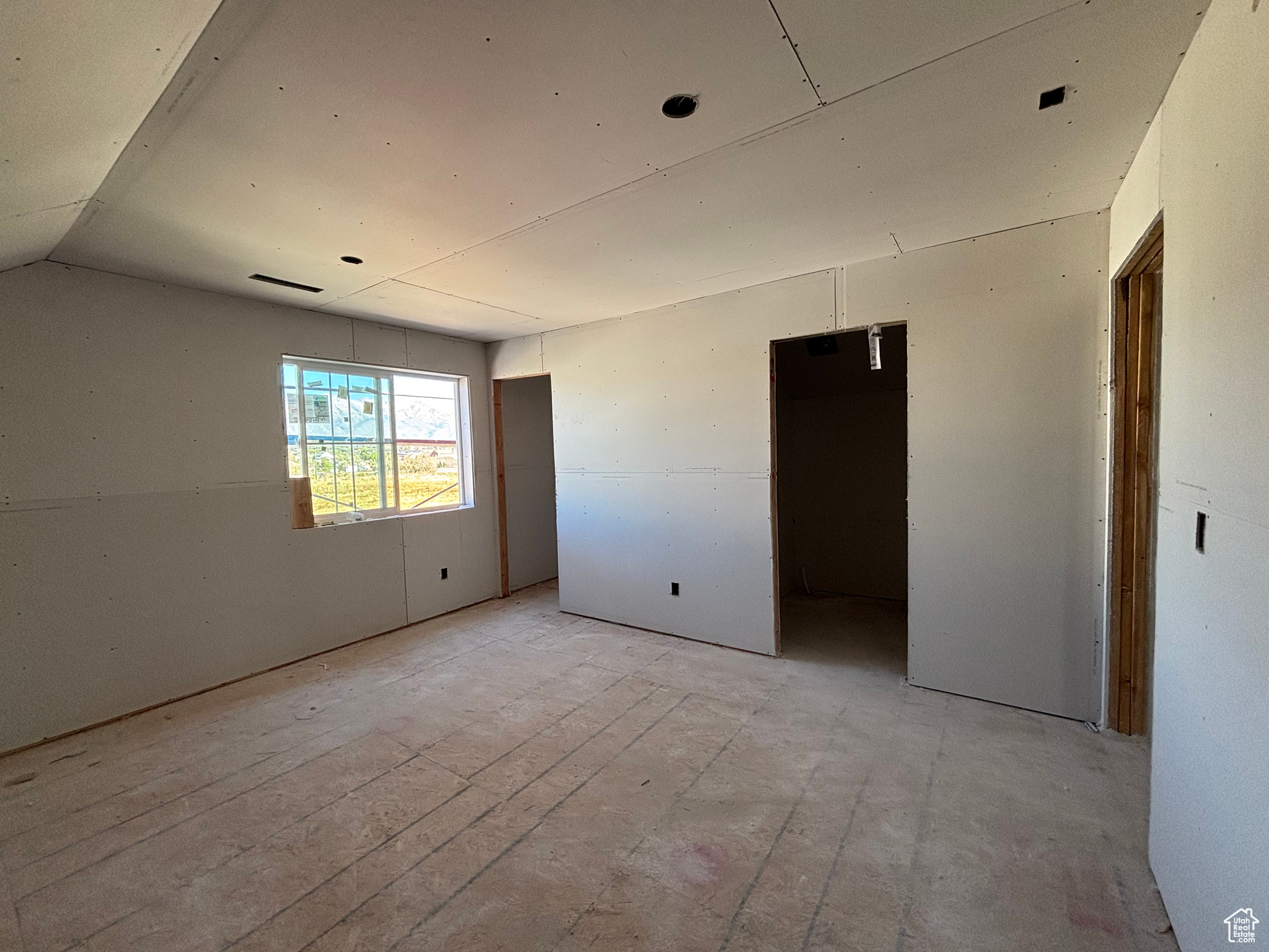 MADDISON MEADOWS - Residential