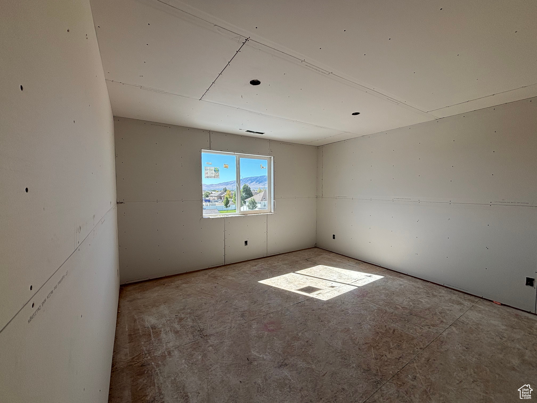 MADDISON MEADOWS - Residential