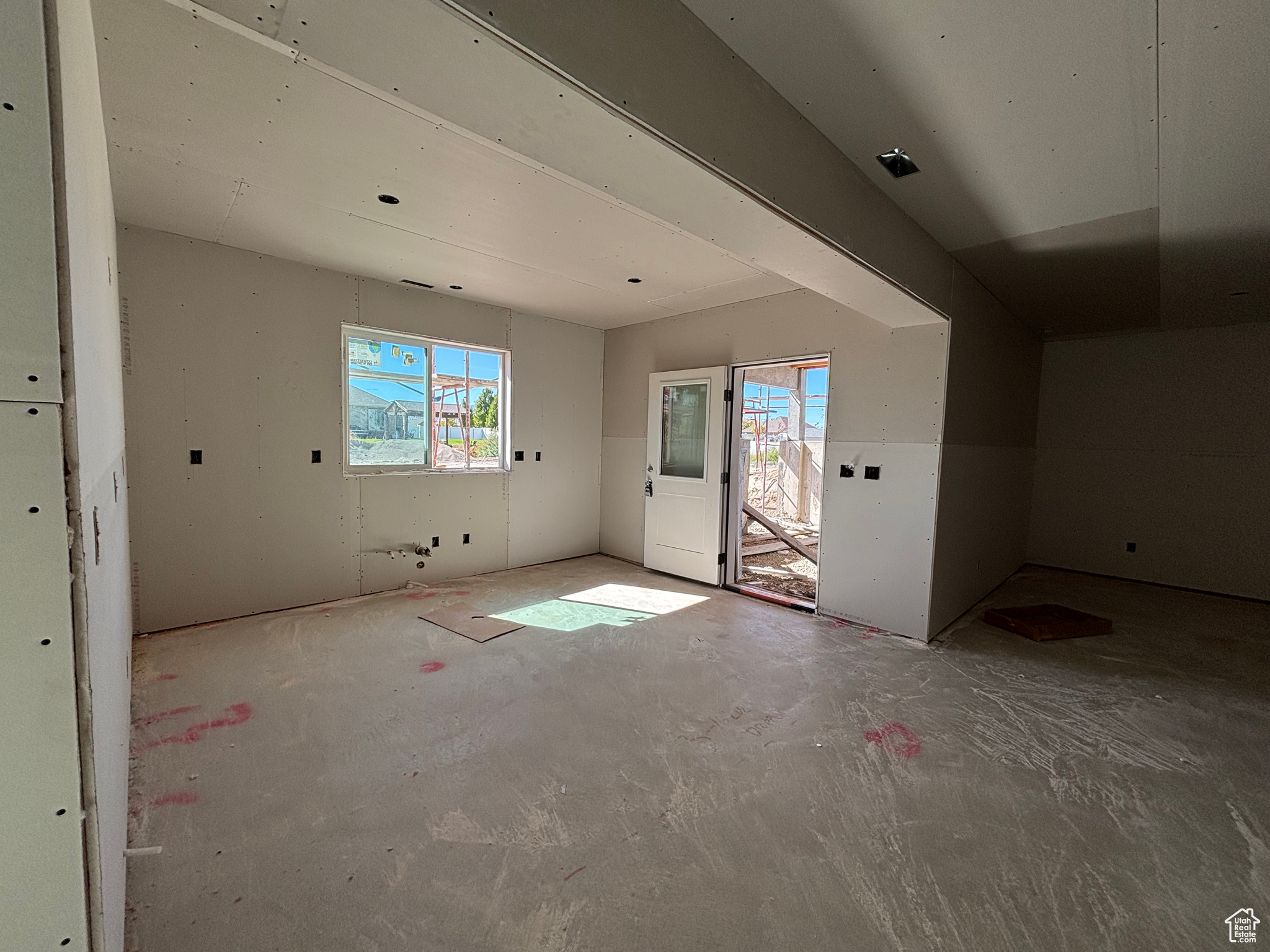 MADDISON MEADOWS - Residential