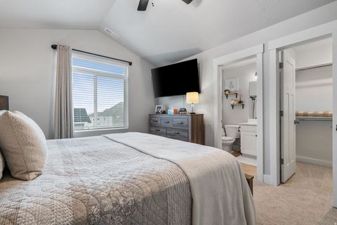 Tiny photo for 5658 W 7340 S, West Jordan, UT 84081 (MLS # 2131007)