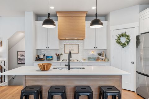 Tiny photo for 5658 W 7340 S, West Jordan, UT 84081 (MLS # 2131007)