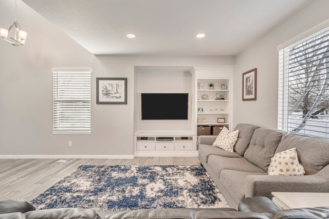 THE VILLAGE AT COUNTRY CROSSING NEIGHBORHOOD PHASE - Residential