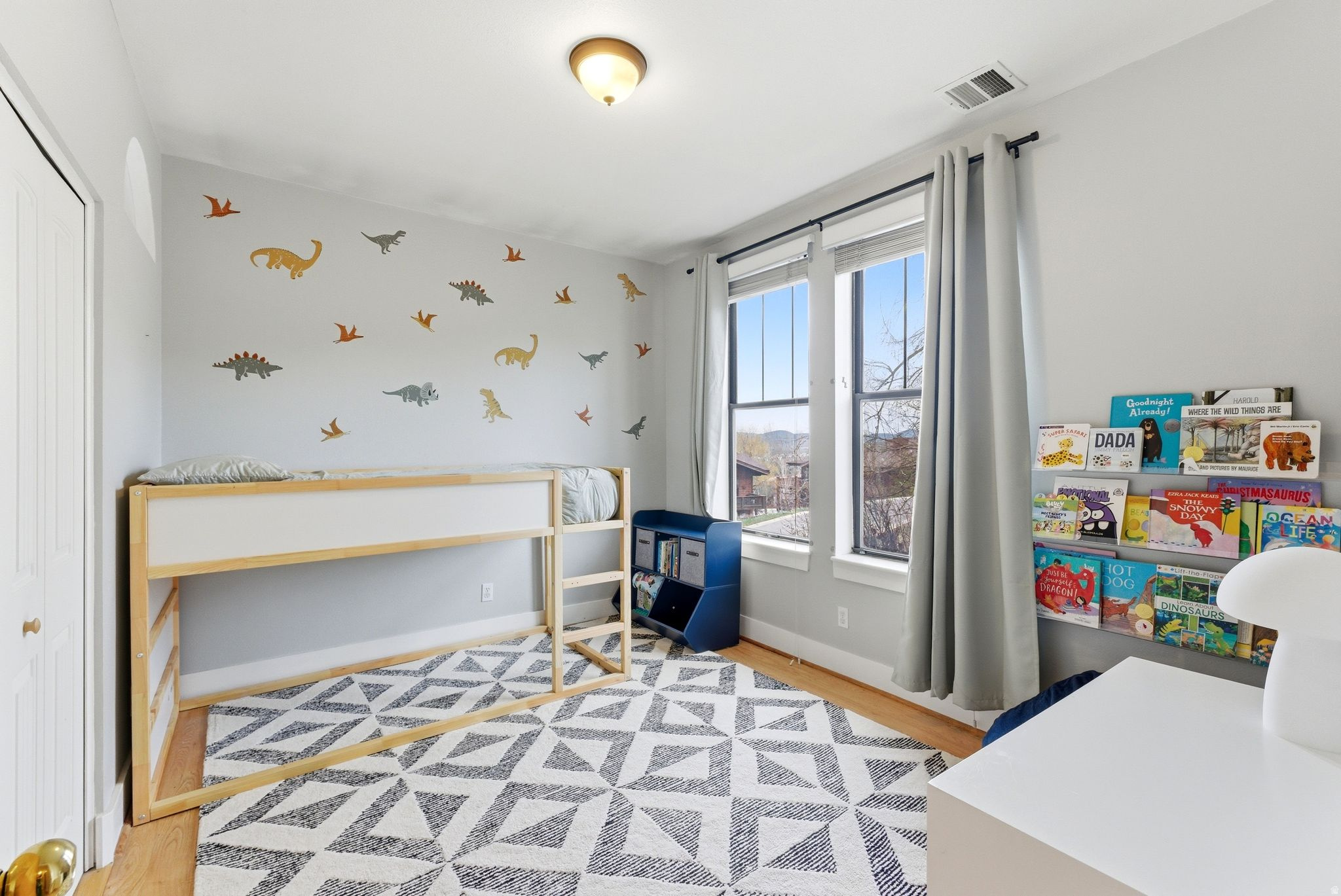 PINEBROOK POINTE CONDOMINIUMS - Residential