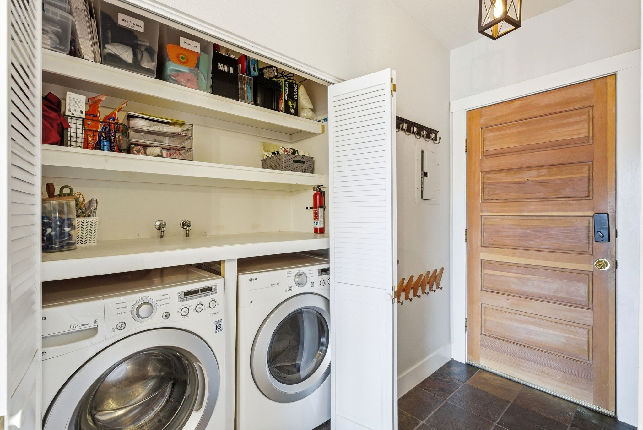 PINEBROOK POINTE CONDOMINIUMS - Residential