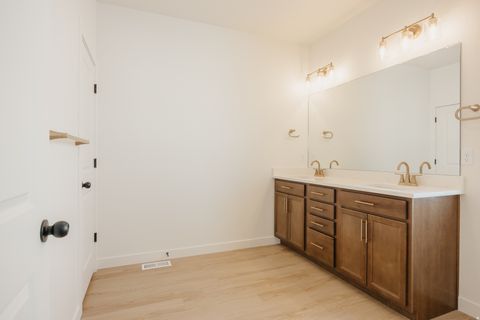 Tiny photo for 1159 E BLACKFEET DR #522, Eagle Mountain, UT 84005 (MLS # 2158987)