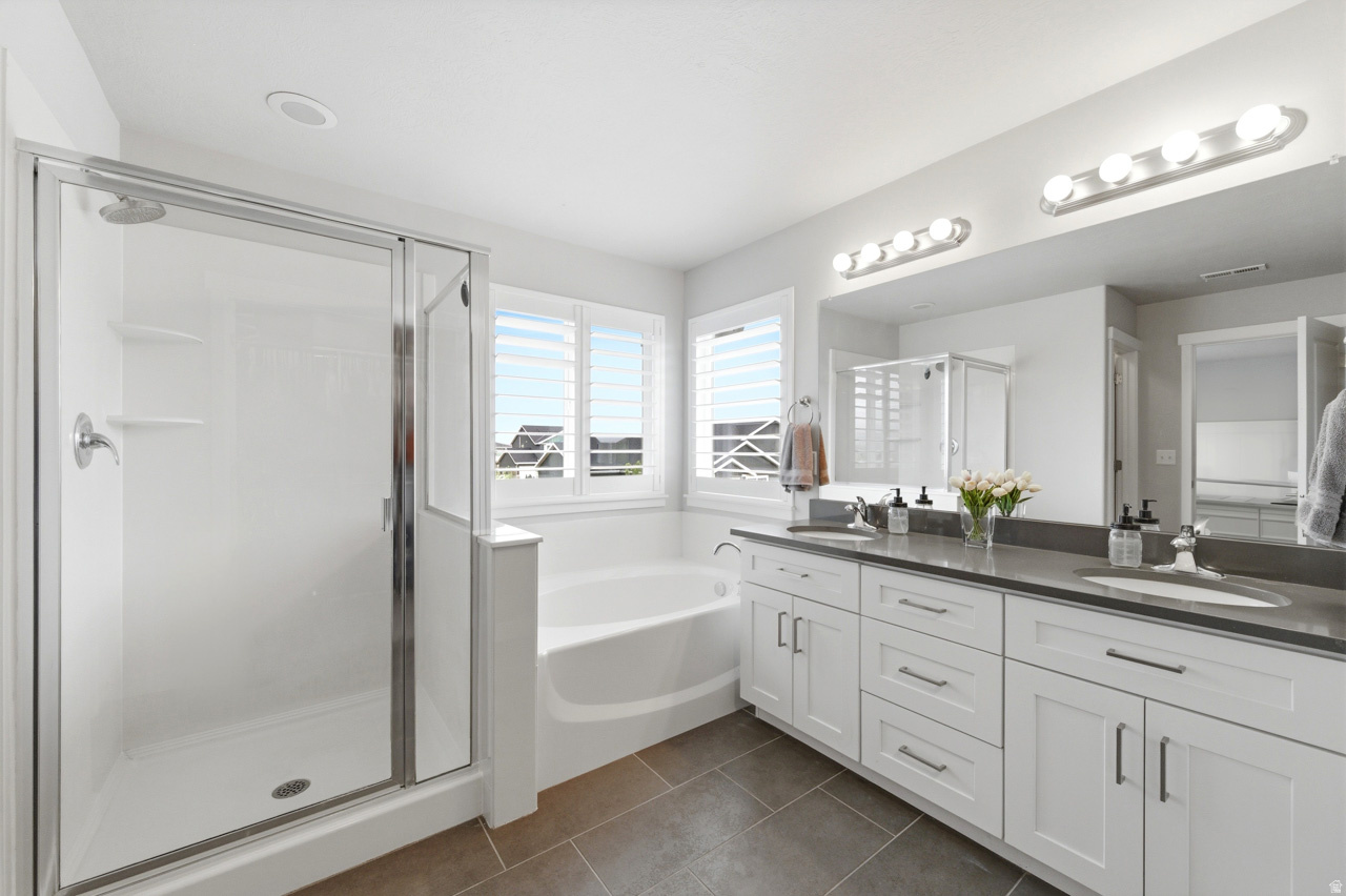 WILLIS CROSSING - Residential