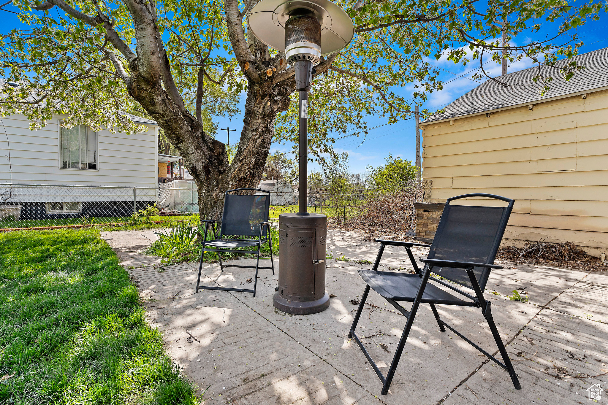 COLUMBIA VILLAGE - Residential