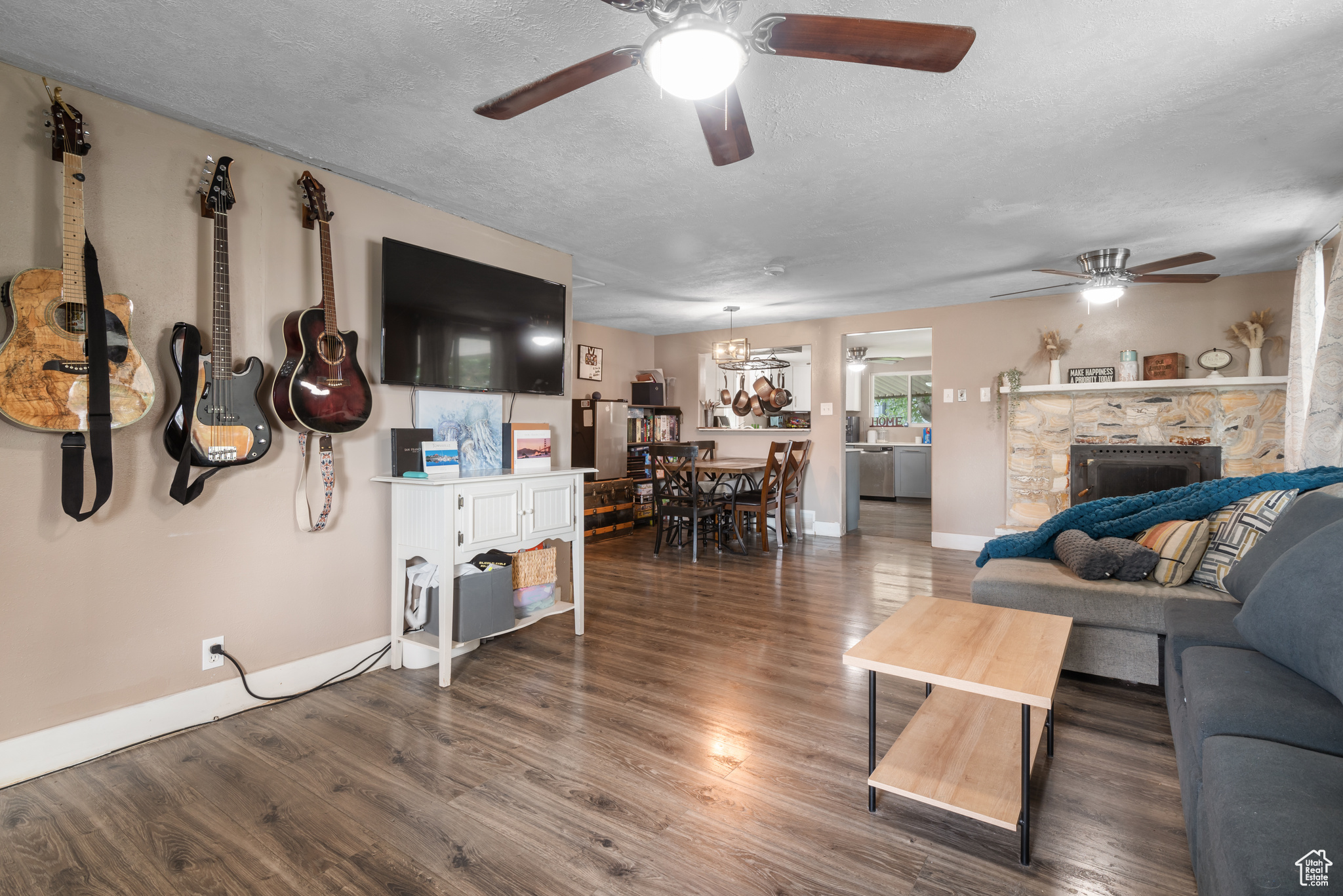 COLUMBIA VILLAGE - Residential