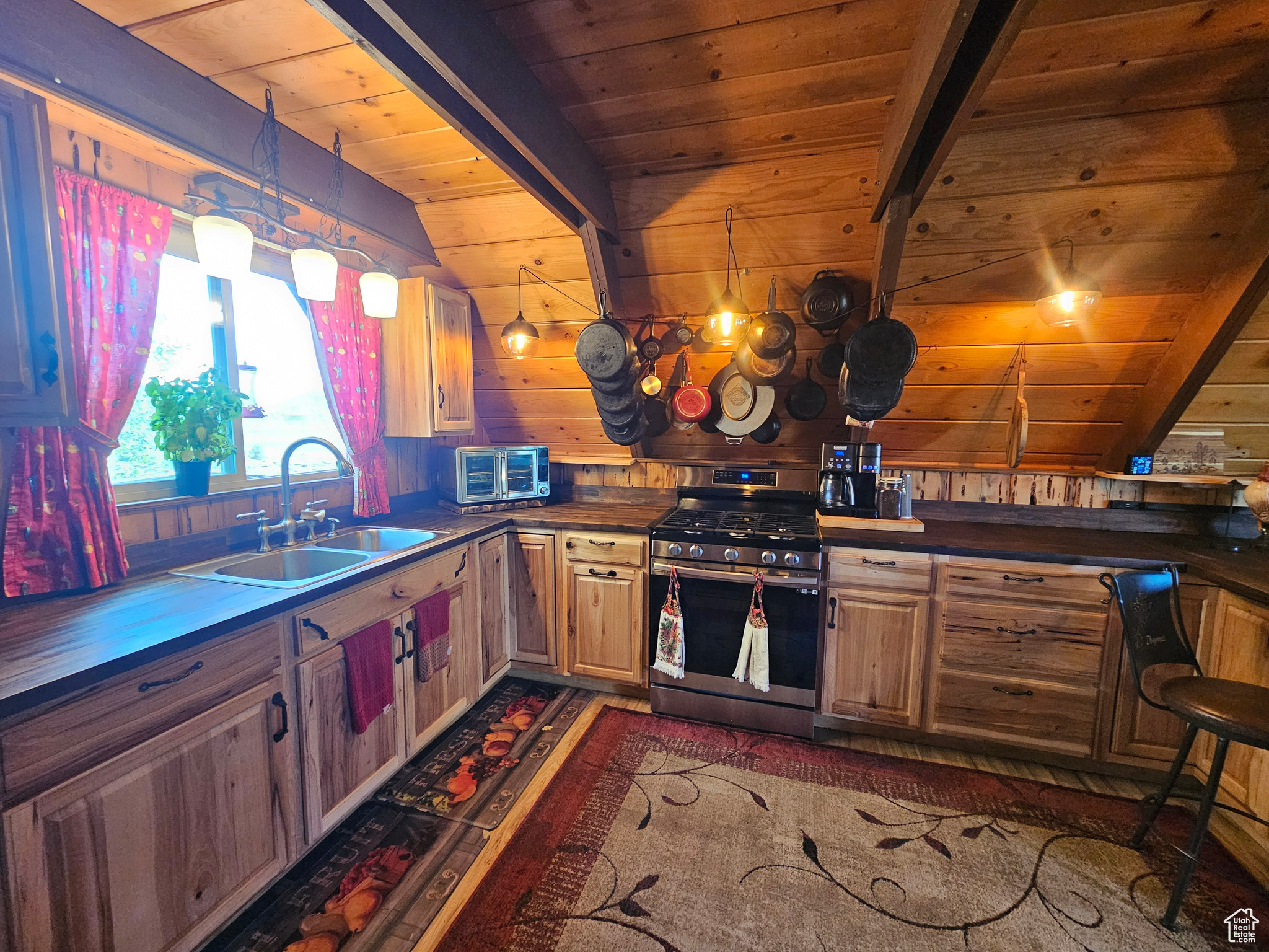 SOLDIER CREEK ESTATE - Residential