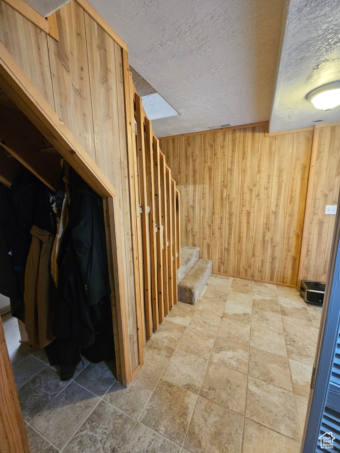 SOLDIER CREEK ESTATE - Residential