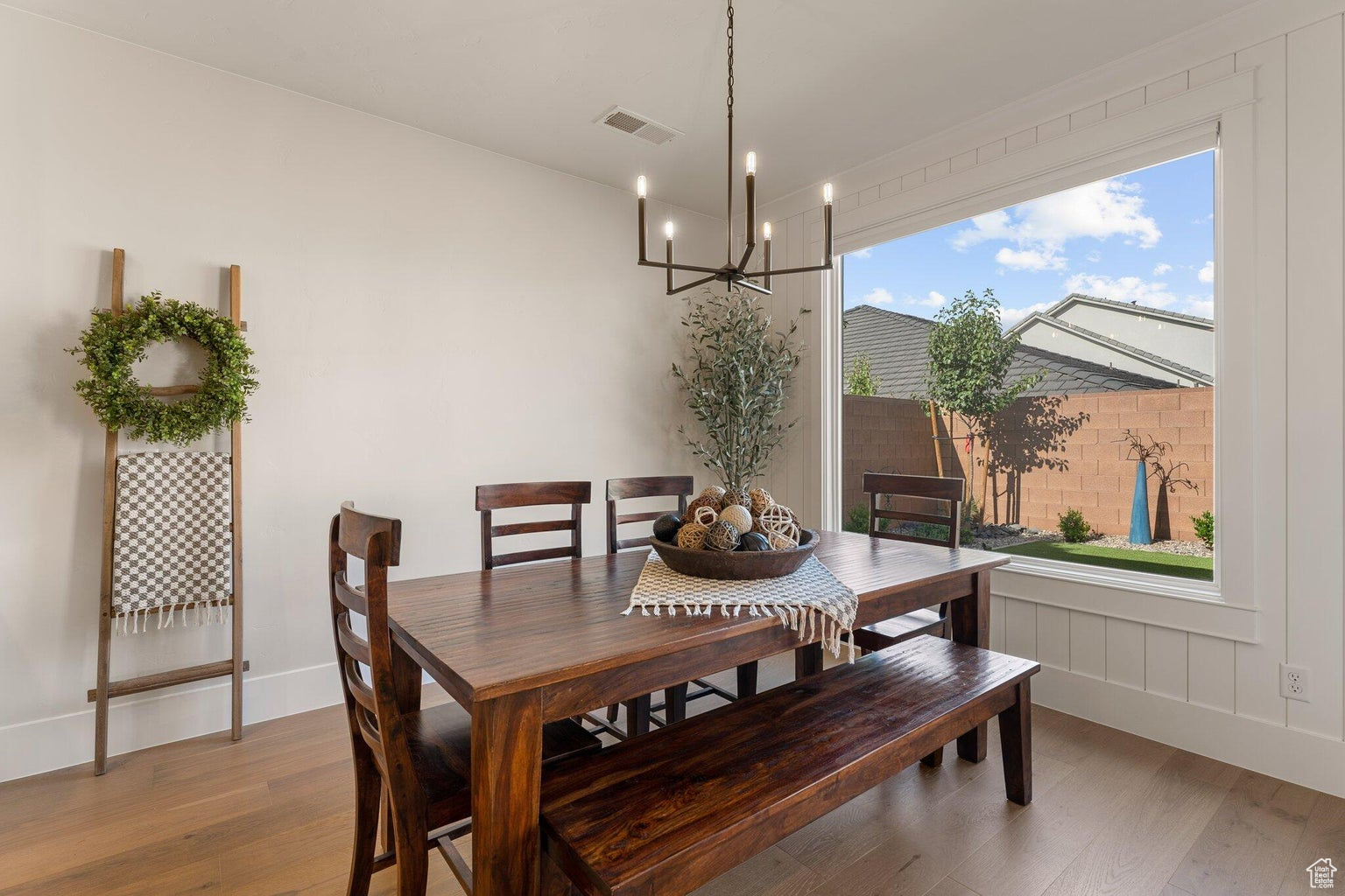 RED MESA AT SUNRISE VALLEY 2 - Residential