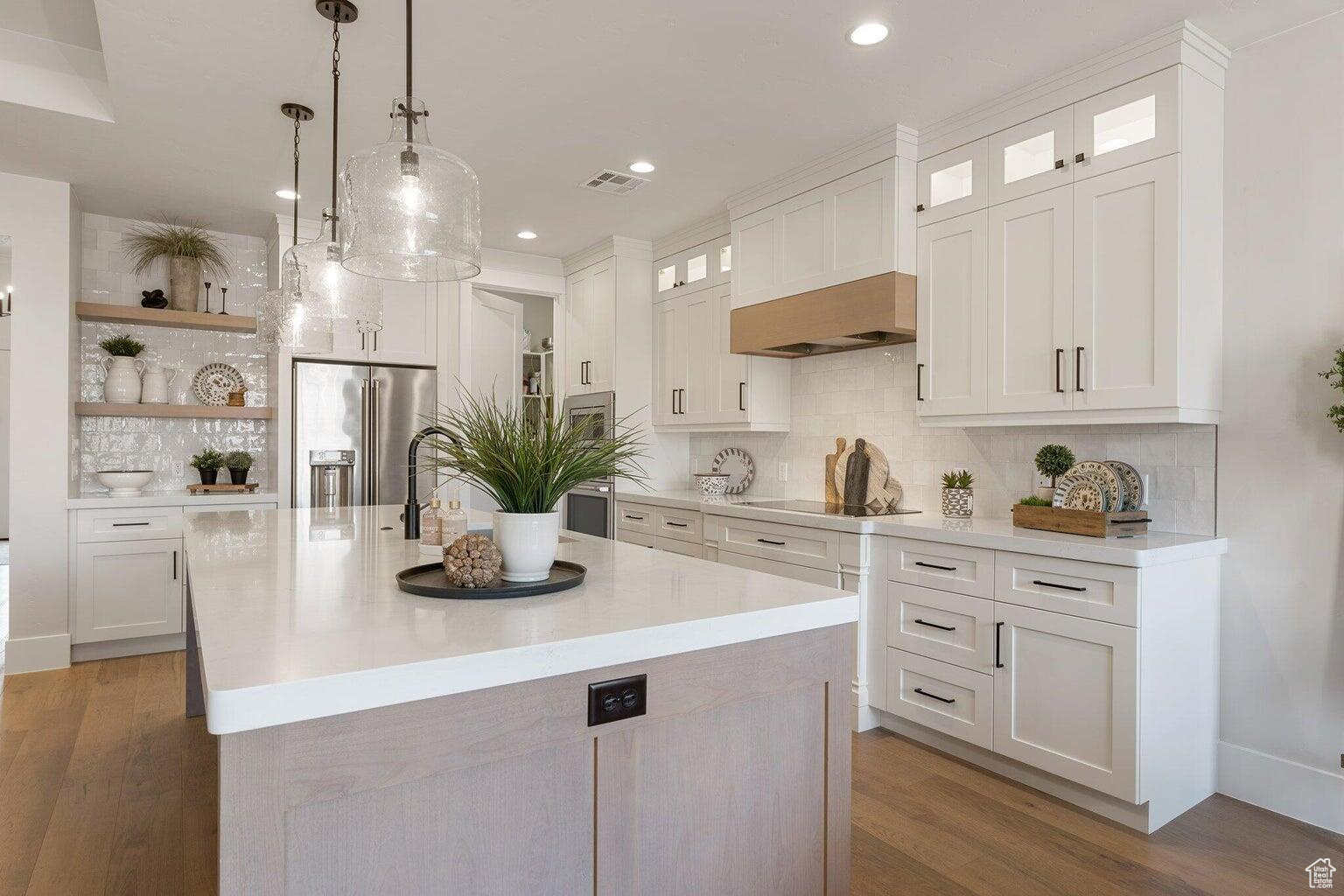 RED MESA AT SUNRISE VALLEY 2 - Residential