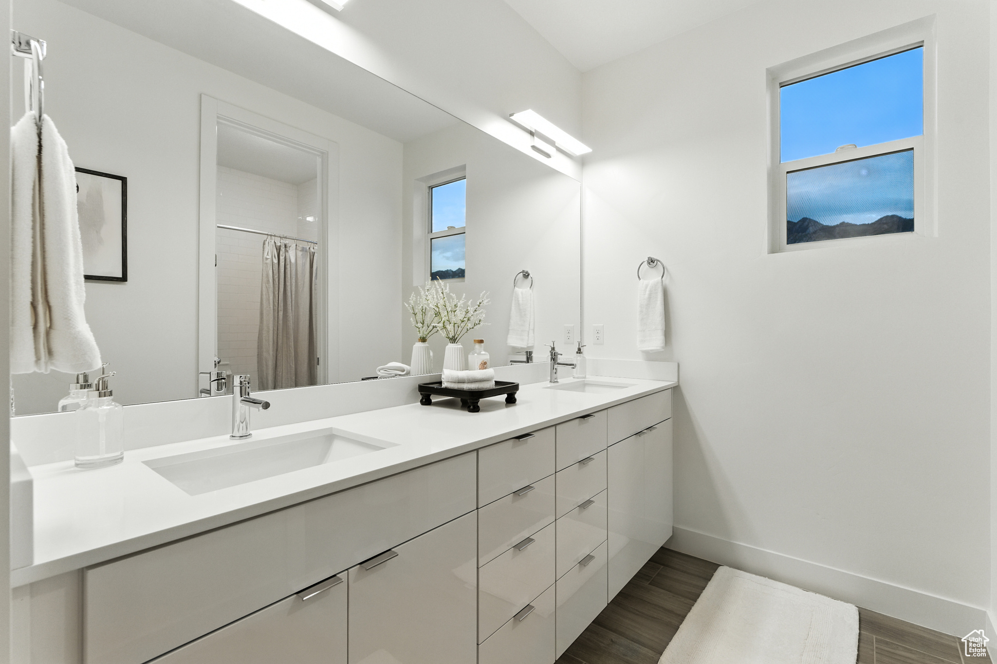 HOLLADAY VISTA - Residential