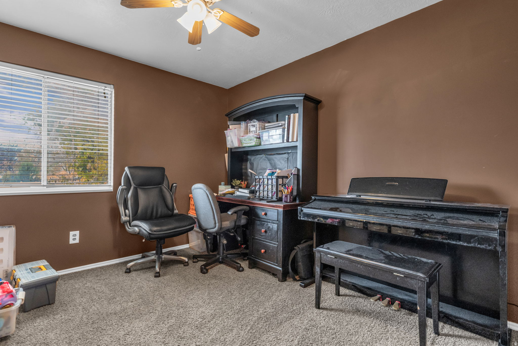 MOUNTAIN MEADOW - Residential