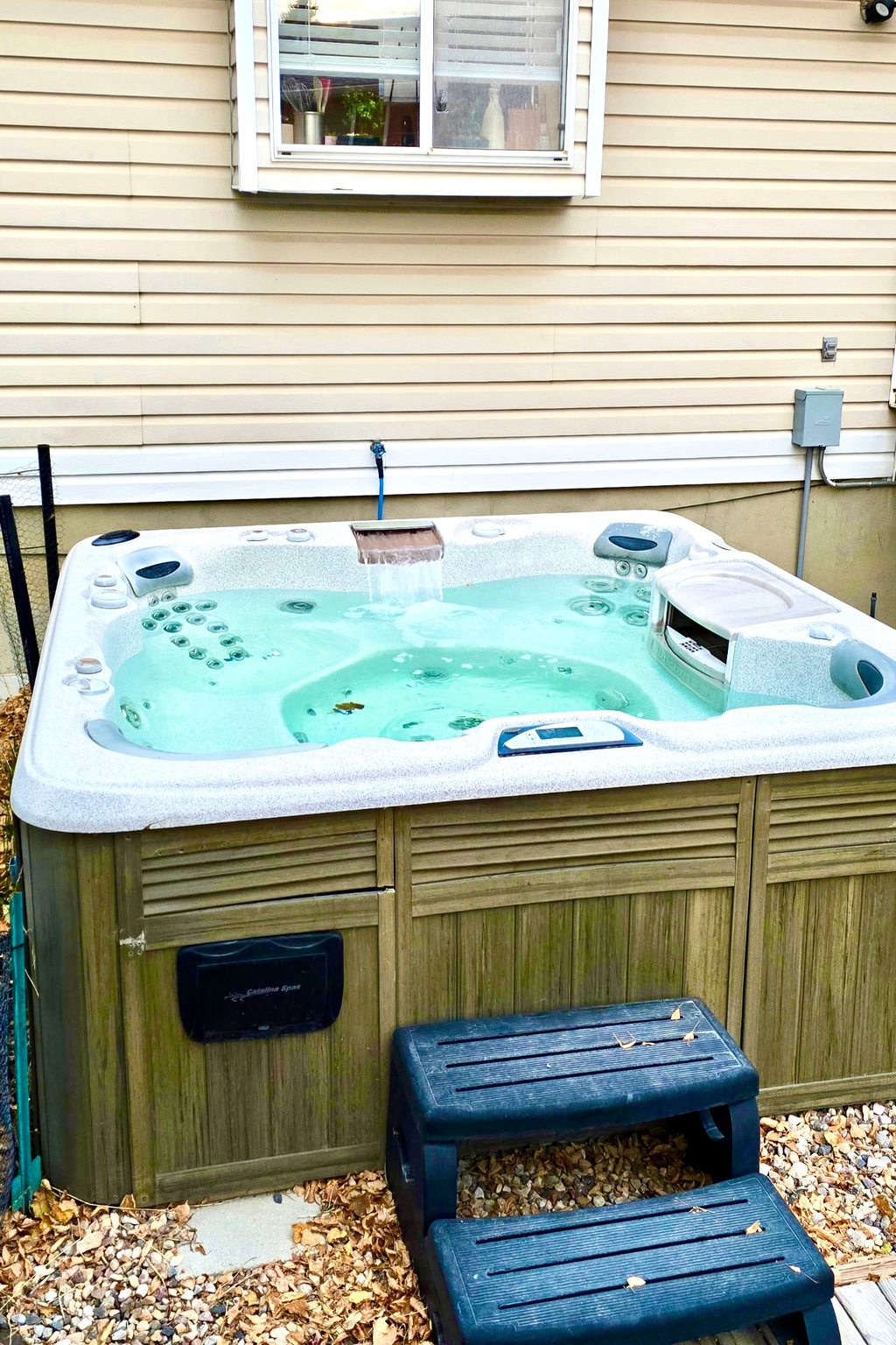 MOUNTAIN MEADOW - Residential