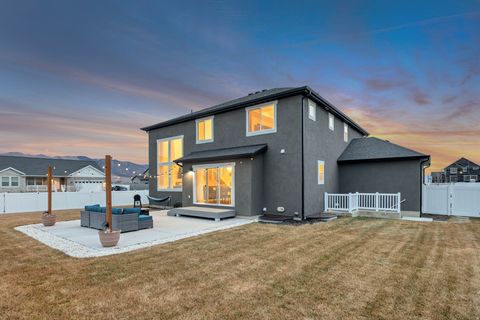 Tiny photo for 205 E CRANER PEAK DR, Eagle Mountain, UT 84005 (MLS # 2140598)