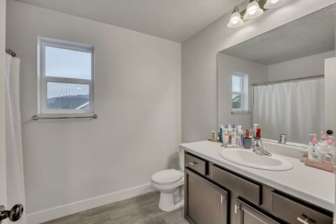 Tiny photo for 205 E CRANER PEAK DR, Eagle Mountain, UT 84005 (MLS # 2140598)