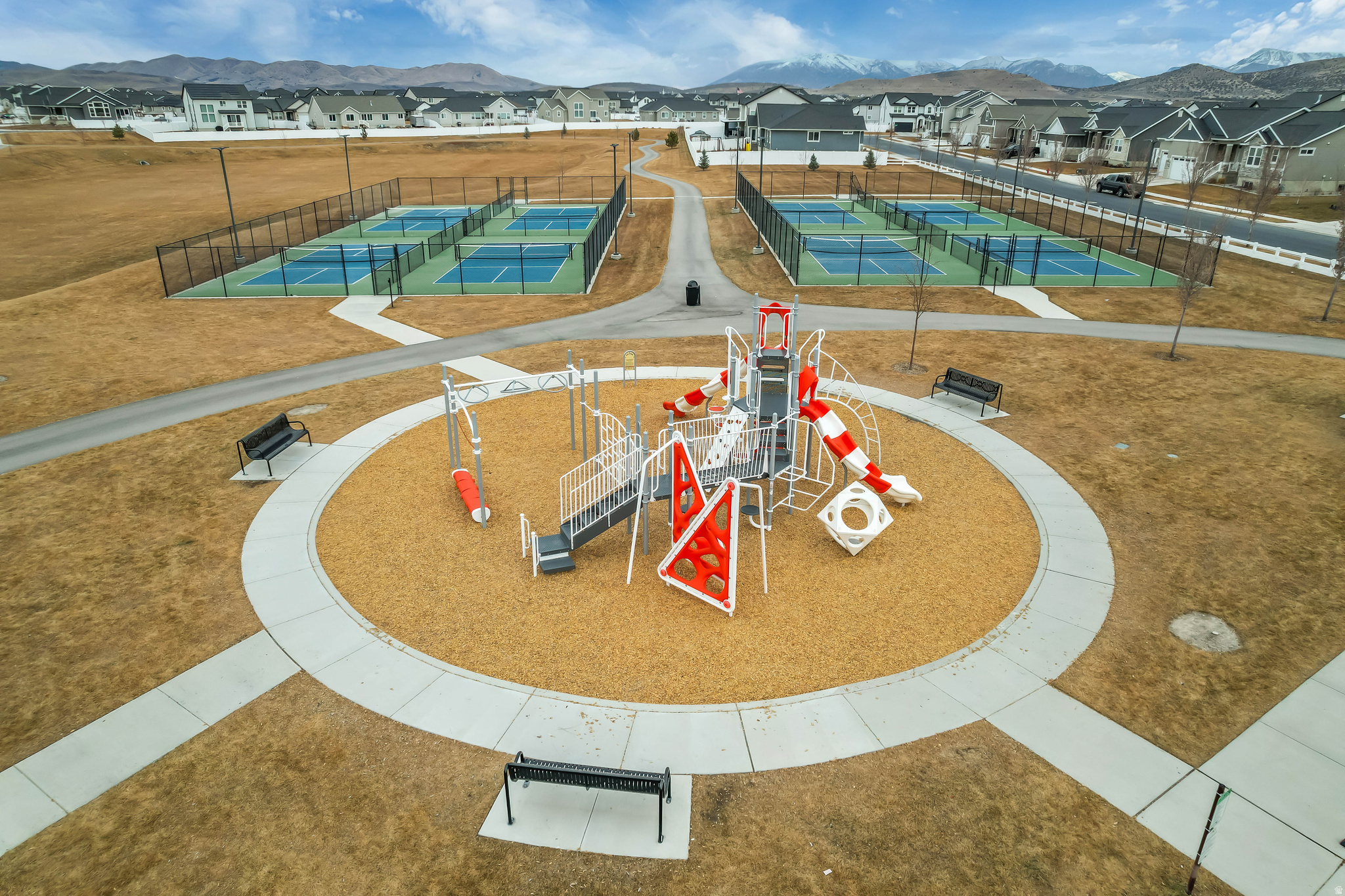 BRANDON PARK - Residential