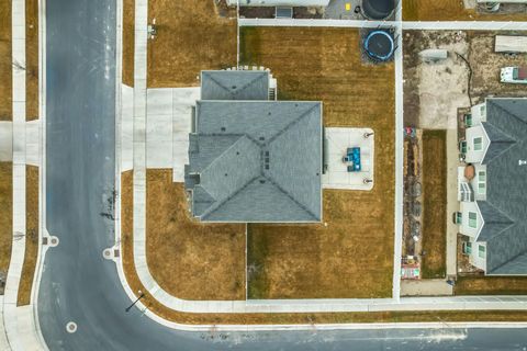 Tiny photo for 205 E CRANER PEAK DR, Eagle Mountain, UT 84005 (MLS # 2140598)