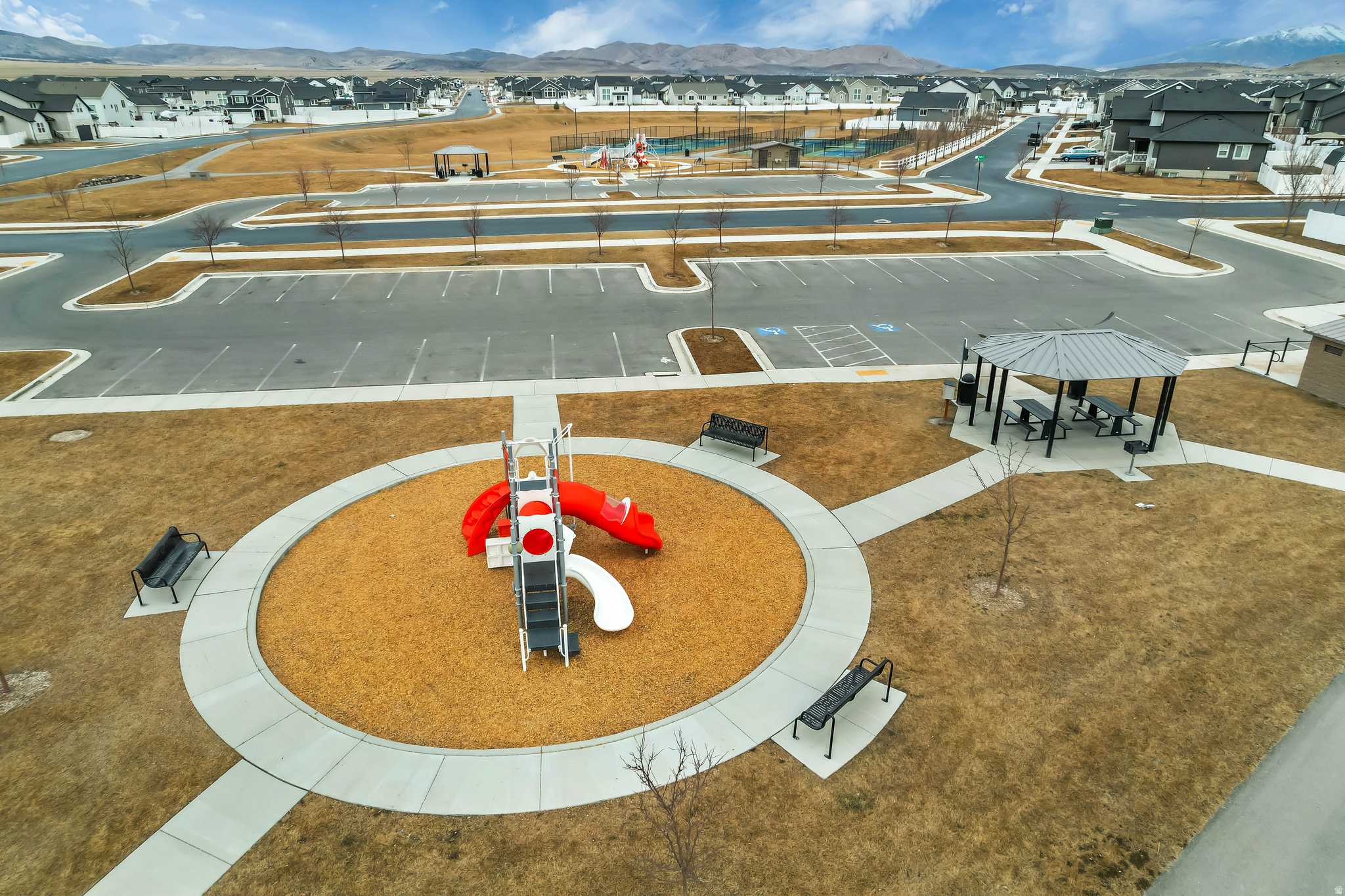 BRANDON PARK - Residential