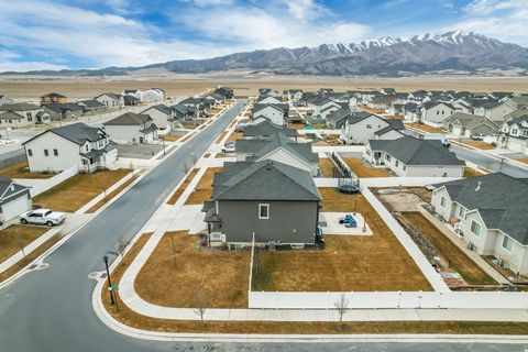 Tiny photo for 205 E CRANER PEAK DR, Eagle Mountain, UT 84005 (MLS # 2140598)