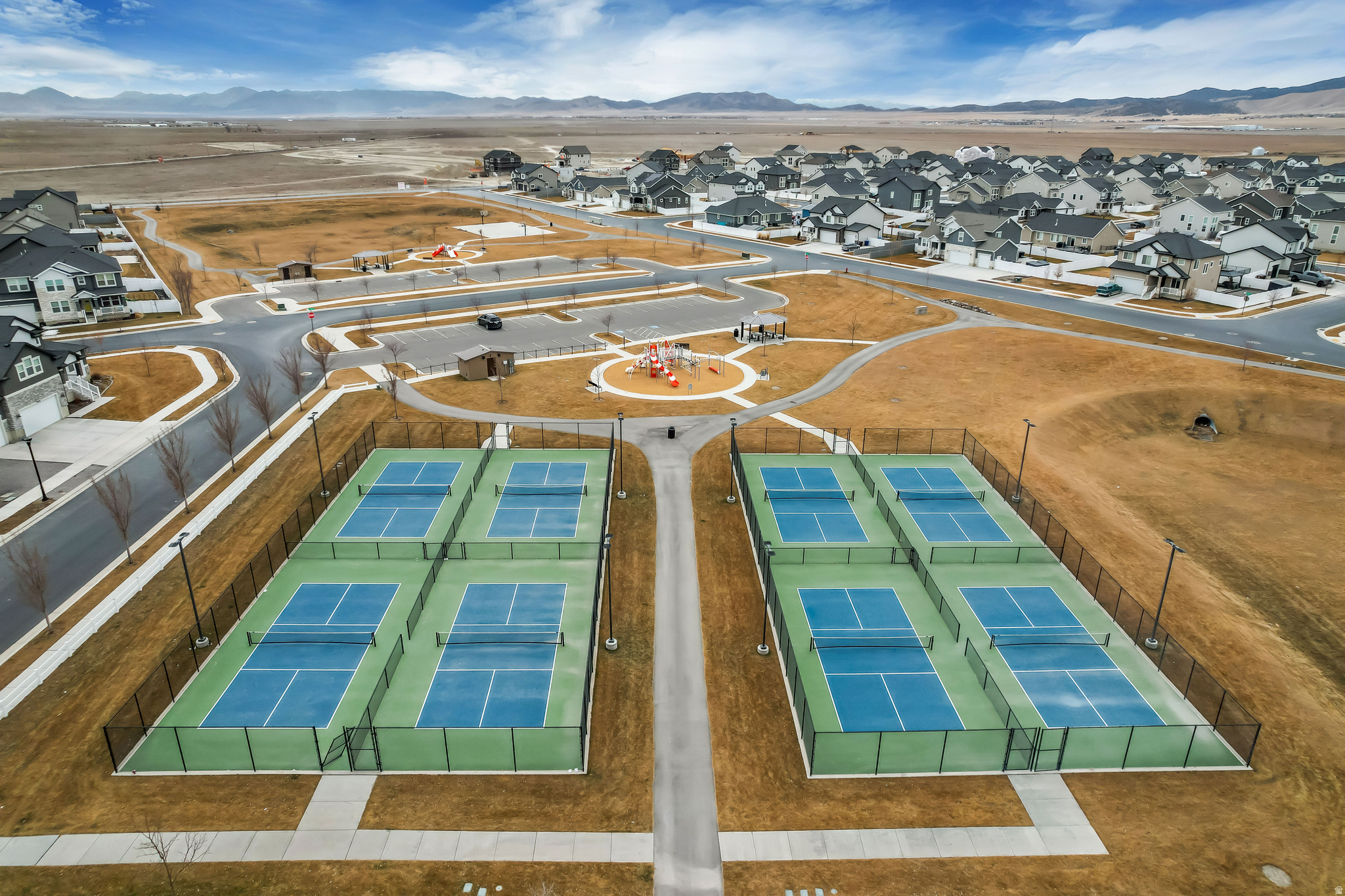 BRANDON PARK - Residential