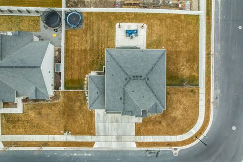 Tiny photo for 205 E CRANER PEAK DR, Eagle Mountain, UT 84005 (MLS # 2140598)