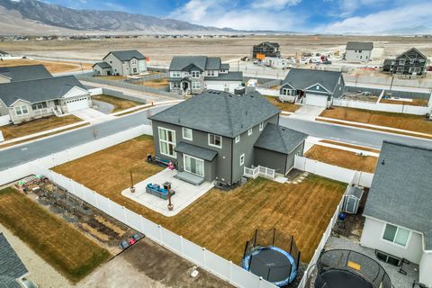 Tiny photo for 205 E CRANER PEAK DR, Eagle Mountain, UT 84005 (MLS # 2140598)