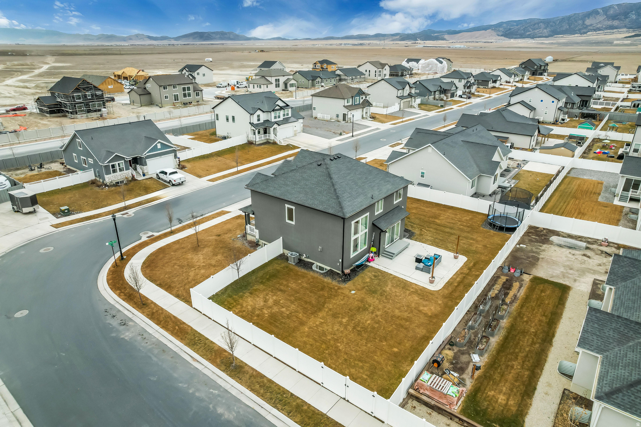 BRANDON PARK - Residential