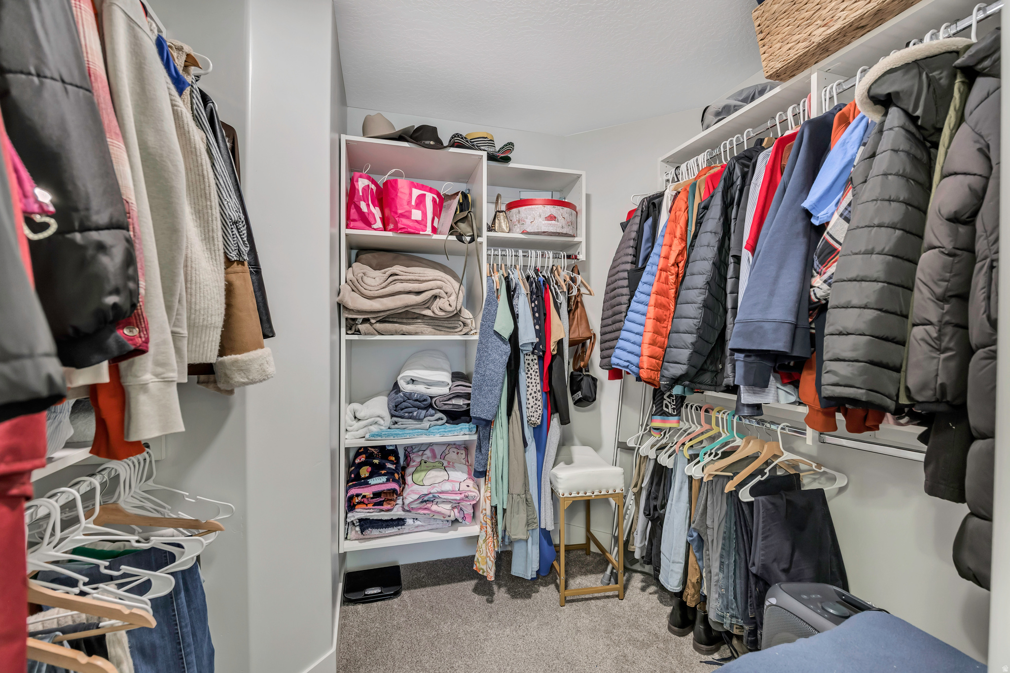 BRANDON PARK - Residential