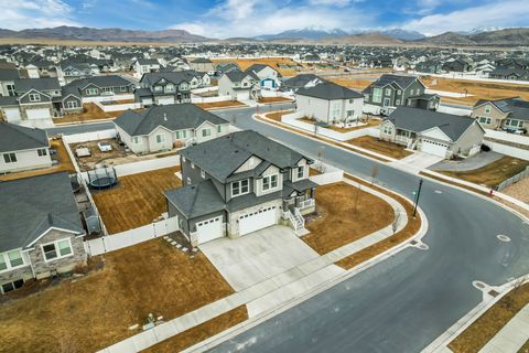 Tiny photo for 205 E CRANER PEAK DR, Eagle Mountain, UT 84005 (MLS # 2140598)