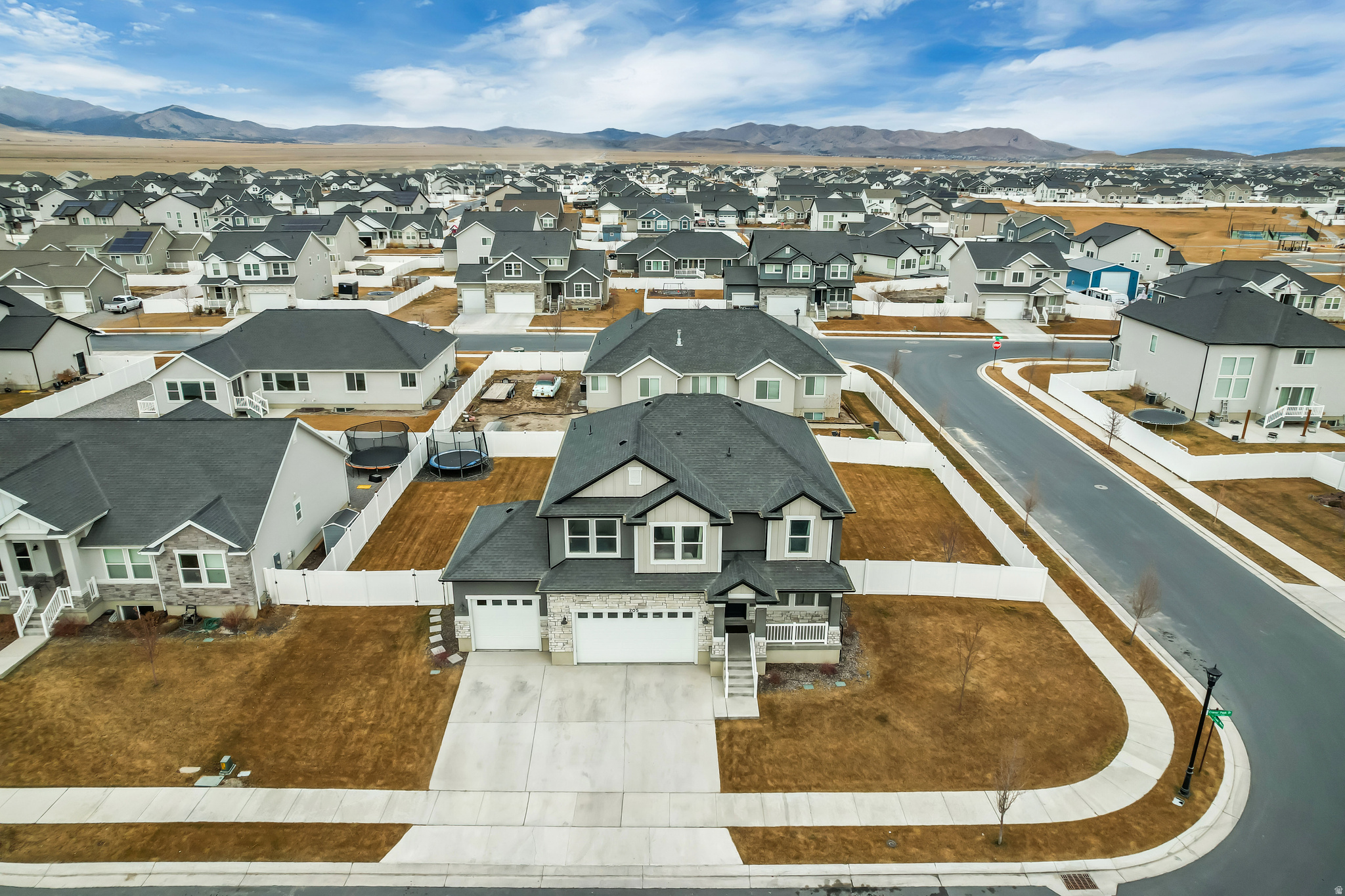 BRANDON PARK - Residential