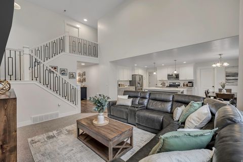 Tiny photo for 205 E CRANER PEAK DR, Eagle Mountain, UT 84005 (MLS # 2140598)