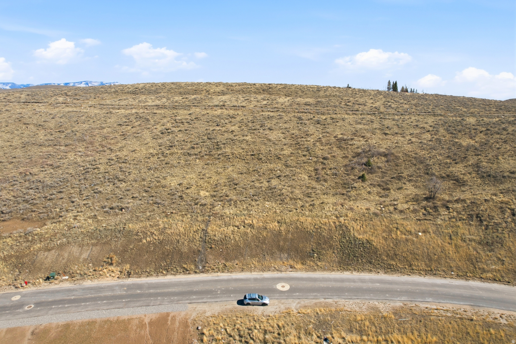 ELK RIDGE BLUFFS - Land