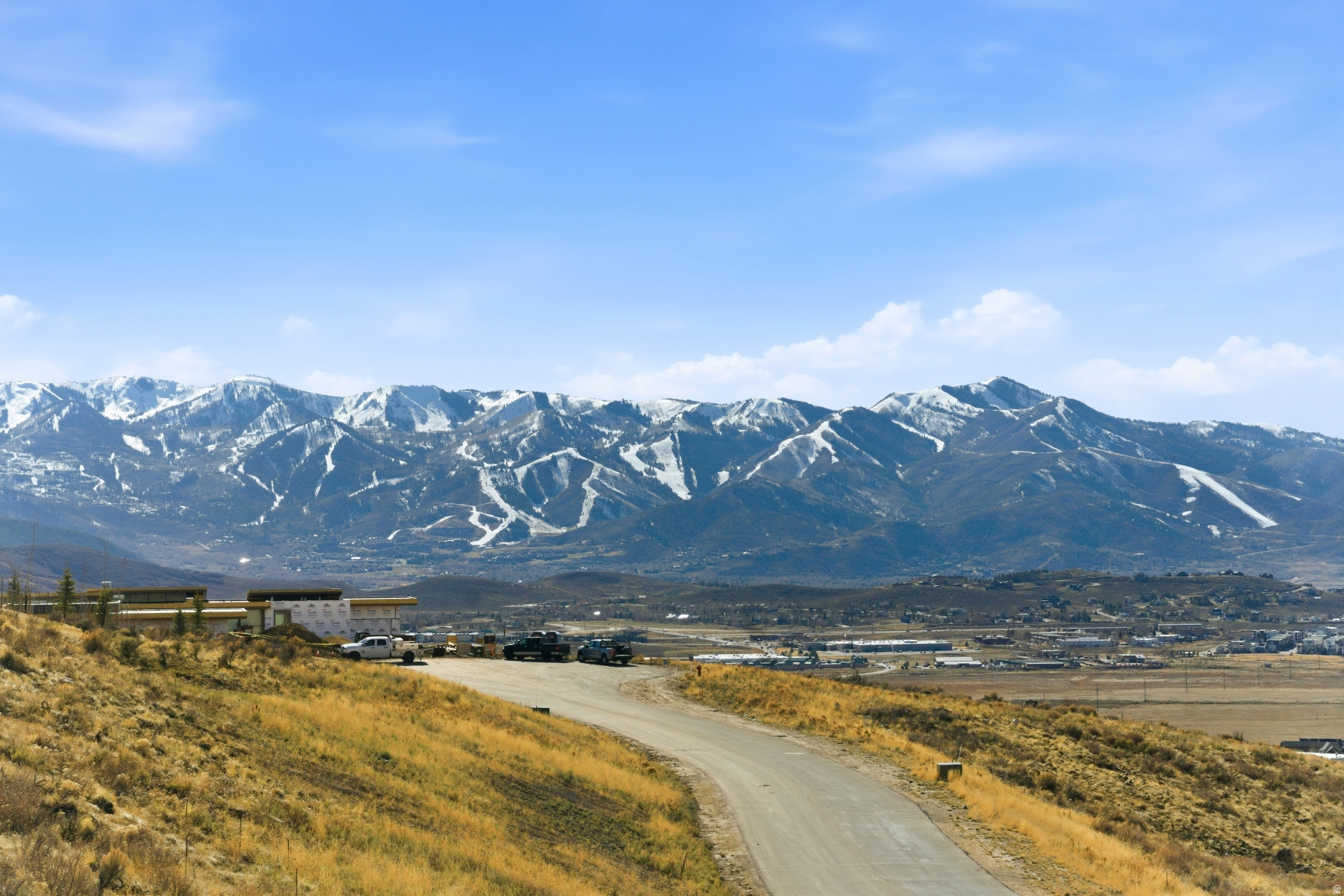 ELK RIDGE BLUFFS - Land